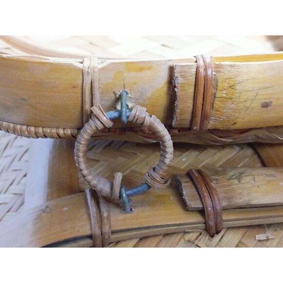 Vintage Asian Chinoiserie Herringbone Woven Ratan Wicker Lidded Basket 1960’s - Picture 7 of 12